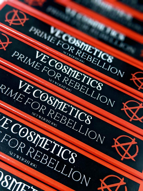 Reif für die Rebellion (So verwenden Sie farbige Lidschatten-Basen und -Primer)