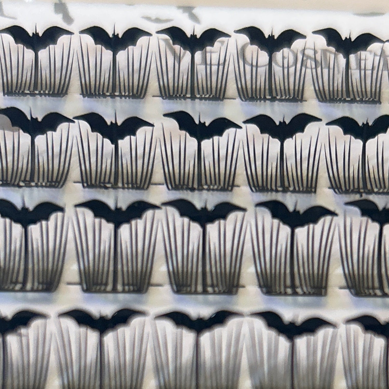Nocturne Lashes (Pre Glued Clusters) Bats