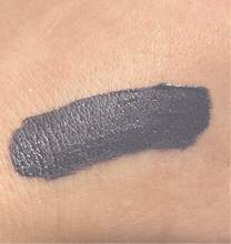 Load image into Gallery viewer, Ghoul - Liquid matte Lipstick
