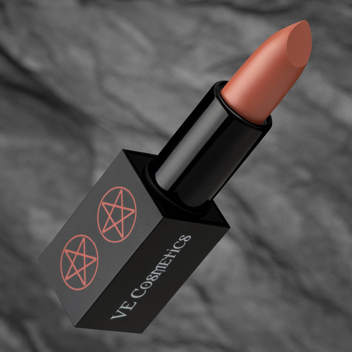 Bewitching Bullet Lipstick - Farbe Enchanted (Helles Pfirsich-Beige)