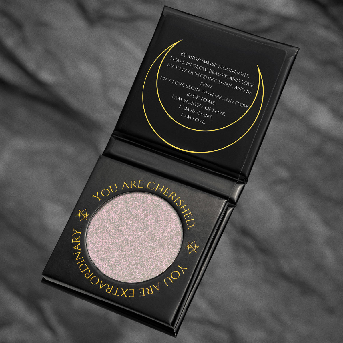 Midsummer magic Illuminator Stillness (Pink)