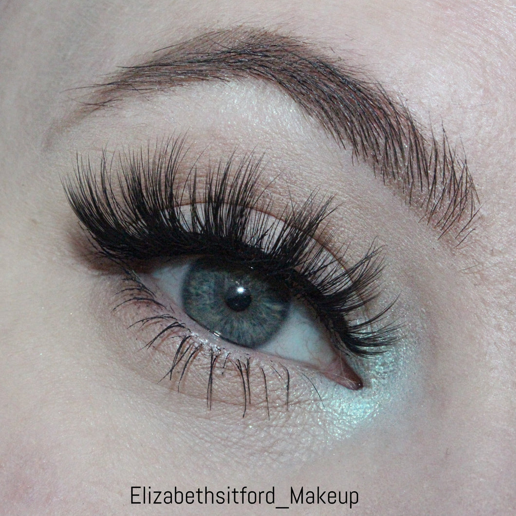 Elemental Witch - 10 magnet lashes