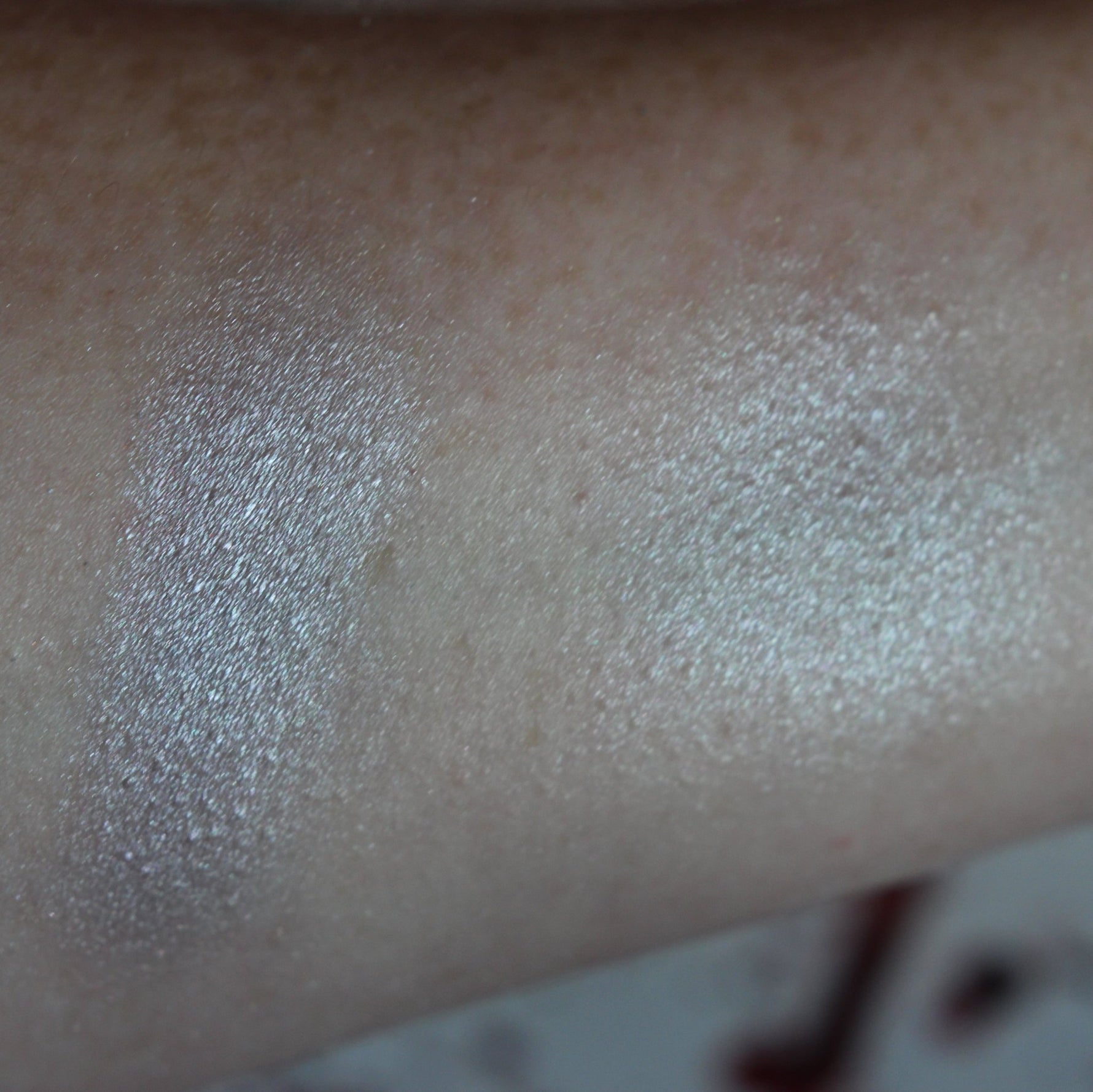 Blood Moon Highlighter - VE CosmeticsHighlighter