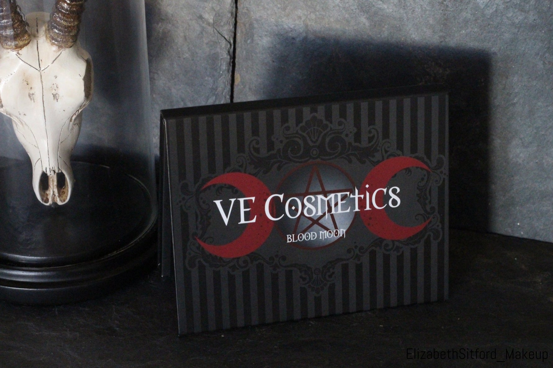 Blood Moon Palette - VE CosmeticsEyeshadow