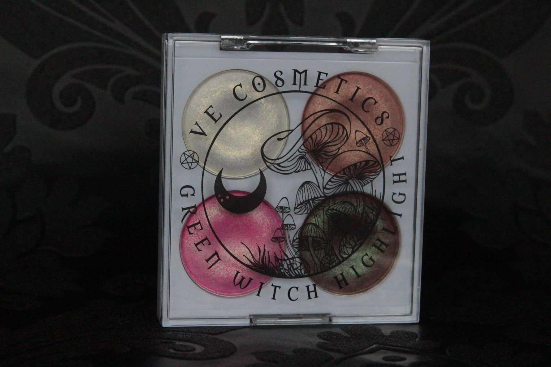 Green Witch Highlighter Ltd Edt - VE CosmeticsHighlighter