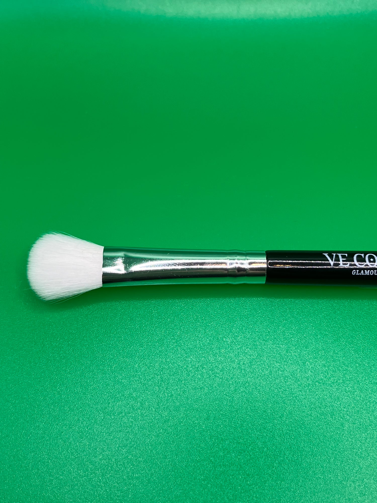showing vegan bristles