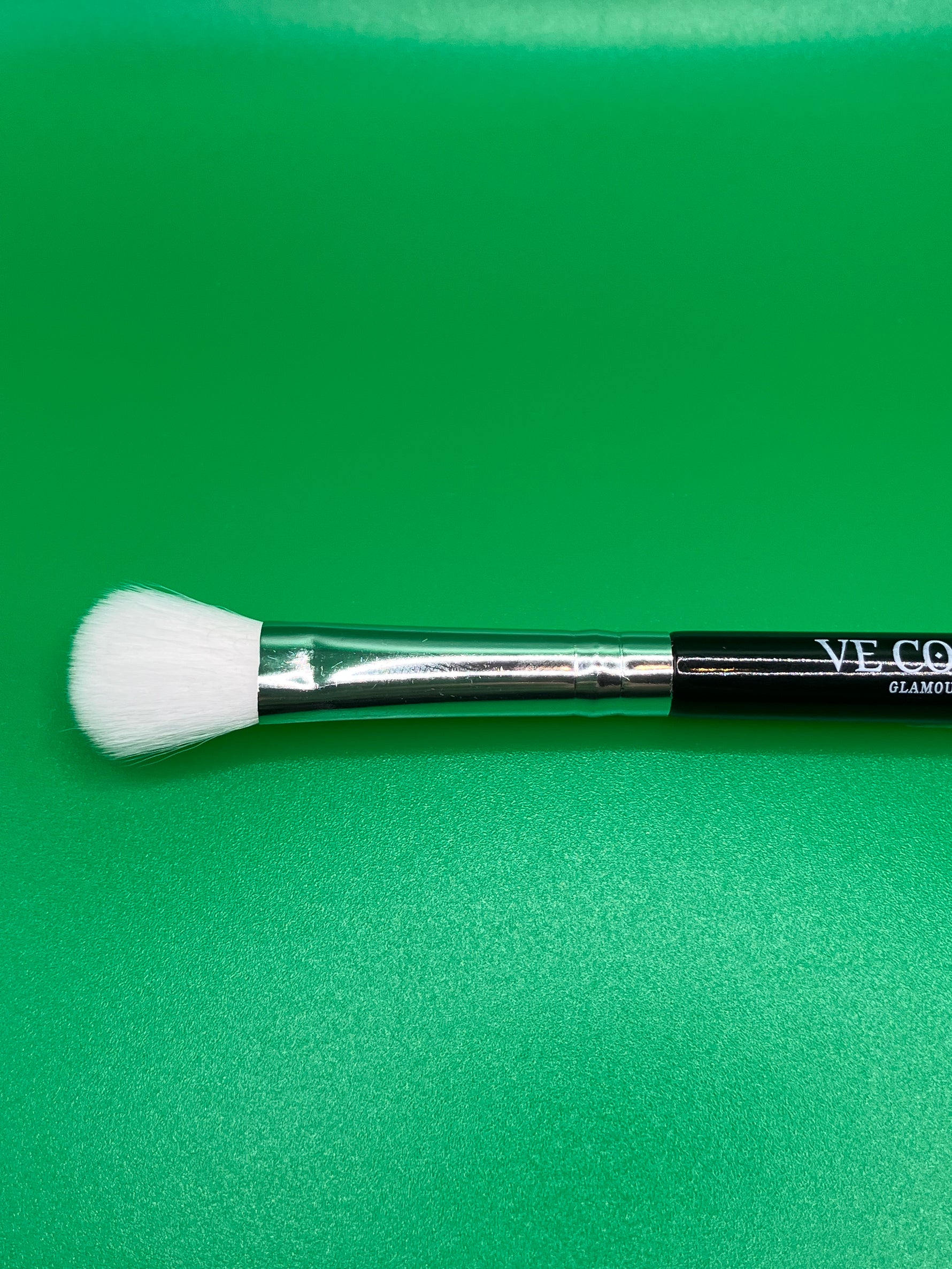 showing vegan bristles