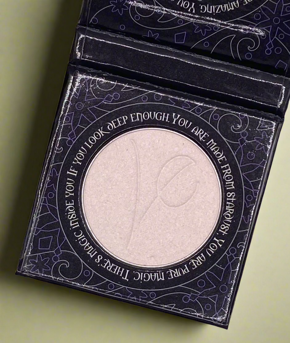 Ethreal Highlighter - VE CosmeticsHighlighter