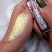 Load image into Gallery viewer, Magickal Essence Liquid Multichrome Pigment - Mystical - VE CosmeticsEyeshadow
