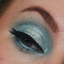 Load image into Gallery viewer, Magickal Essence Liquid Multichrome Pigment - We Create - VE CosmeticsEyeshadow
