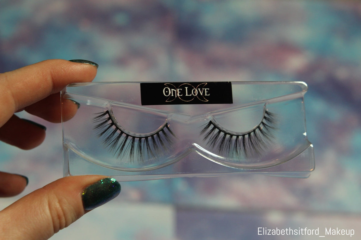 One Love - Deadly Lashes - VE CosmeticsEyelashes