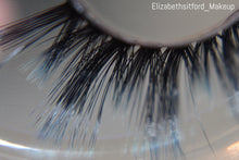 Load image into Gallery viewer, Sea Witch - Deadly Lashes - VE CosmeticsEyelashes
