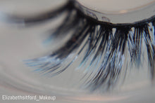 Load image into Gallery viewer, Sea Witch - Deadly Lashes - VE CosmeticsEyelashes
