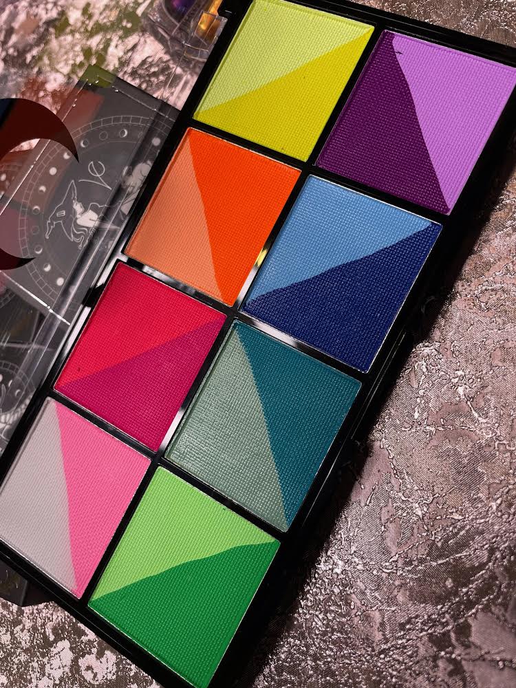 UV Reactive Split Cake water activated graphic Liner Palette - VE Cosmetics